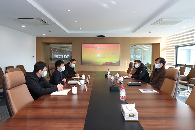 嘉興經(jīng)濟(jì)開(kāi)發(fā)區(qū)黨工委委員、紀(jì)委書(shū)記張黎群蒞臨公司調(diào)研指導(dǎo)工作